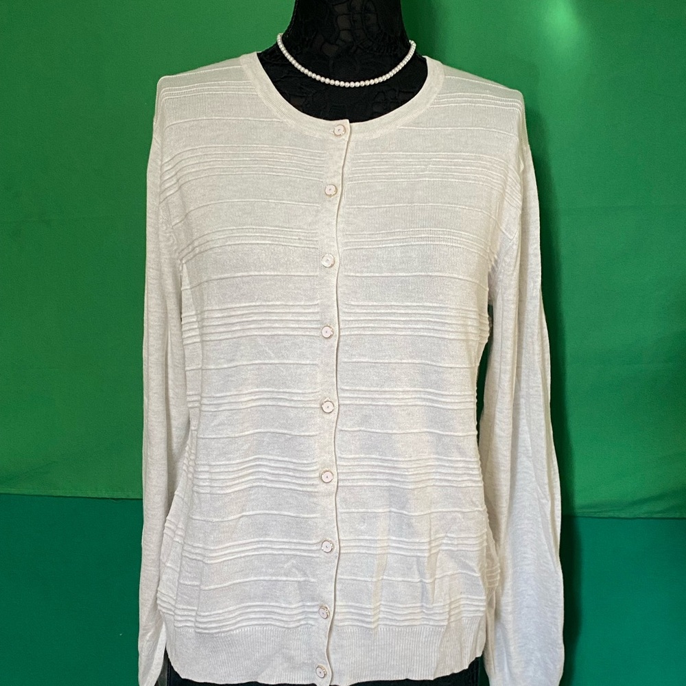 Melrose Chic Cardigan
